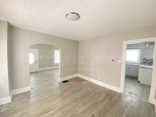 Photo - 1004 W Fairview Ave
