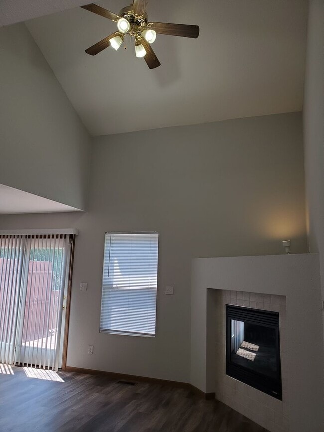 Photo - Beautiful 3BR, 3.5BTH home near Lake Sherwood. Washburn Rural Schools.