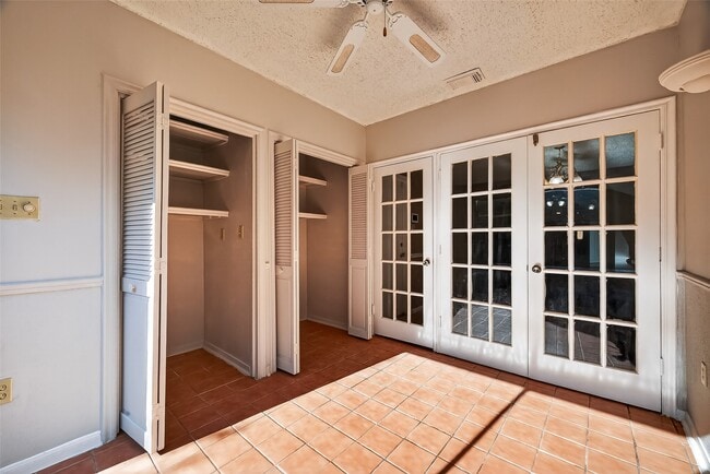 Photo - 11415 Chariot Dr