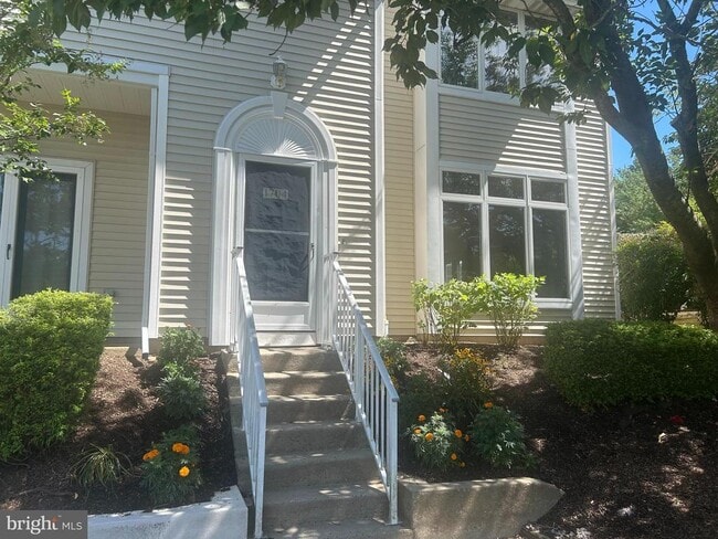 1704 Naomi's Ct