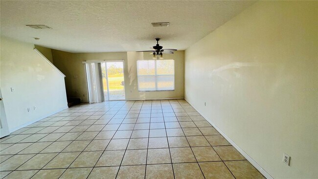 Photo - 2464 Hassonite St