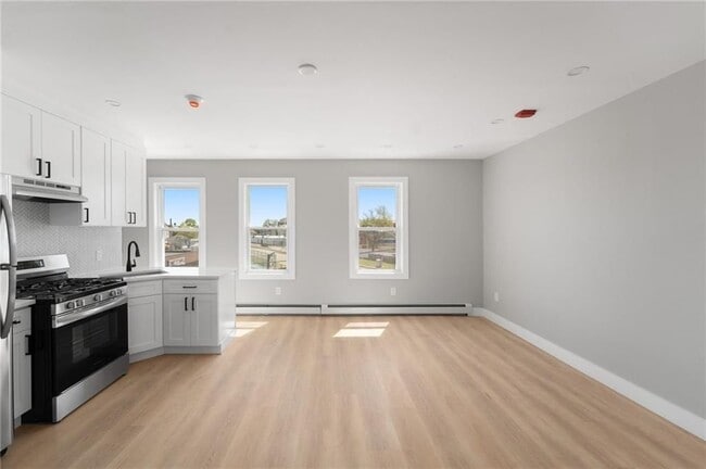 Photo - 735 Broadway, 3F