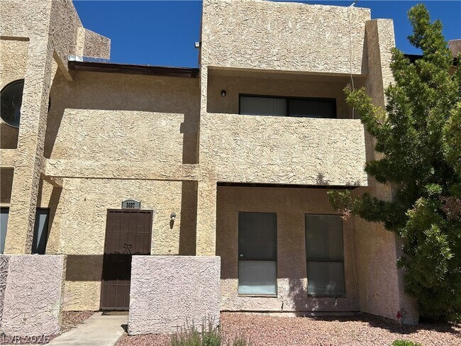 3937 S Torrey Pines Dr Unit 3937