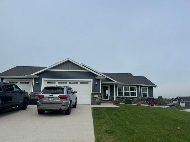 Photo - N1697 Waterlefe Dr House