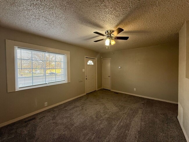 Photo - 713 S Oliver Ave