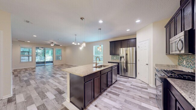 Photo - Beautiful 3 bedroom, 2 bathroom home for r...
