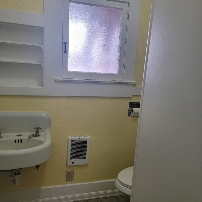 Photo - 338 SE Jackson St Unit #1