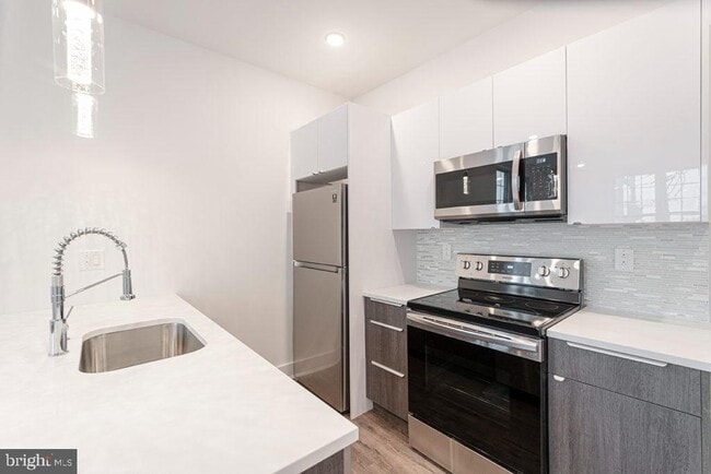 Photo - 2623 Christian St Unit 301