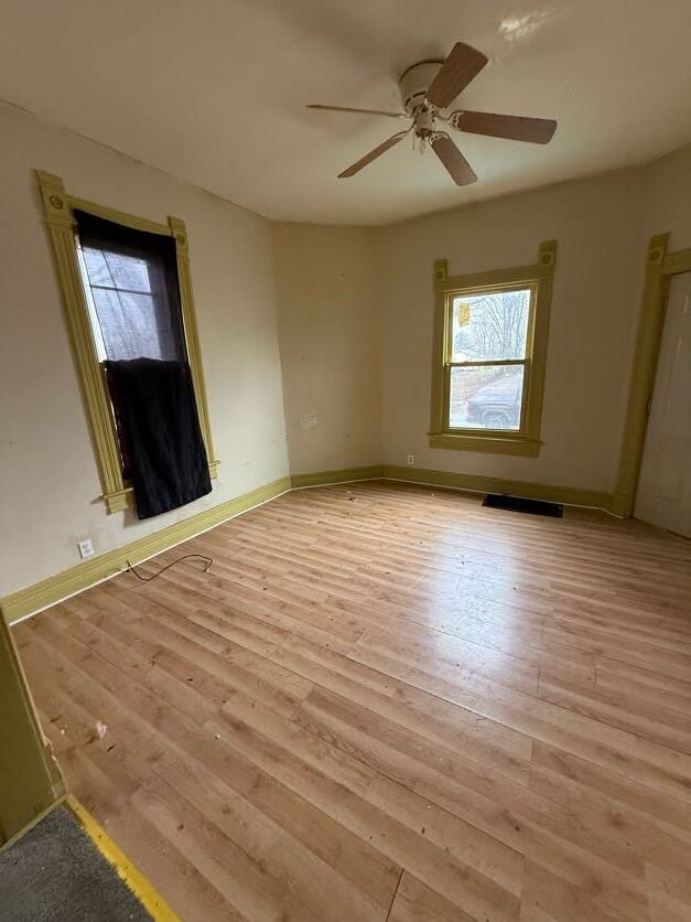 Photo - 968 W View St