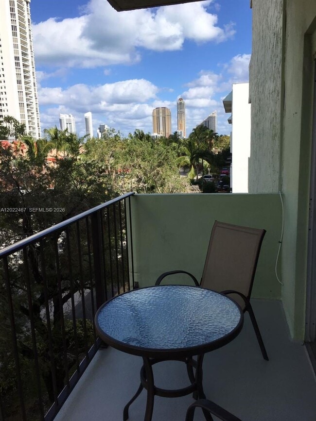 Building Photo - 3642 NE 171 St Unit 308