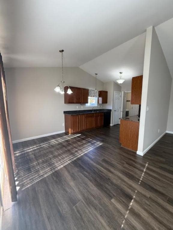 Photo - 404 Wynchat Dr