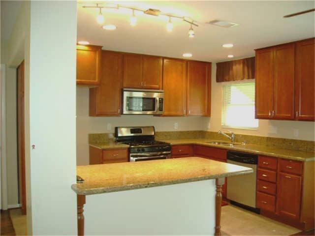 Photo - 1737 Bayram Dr