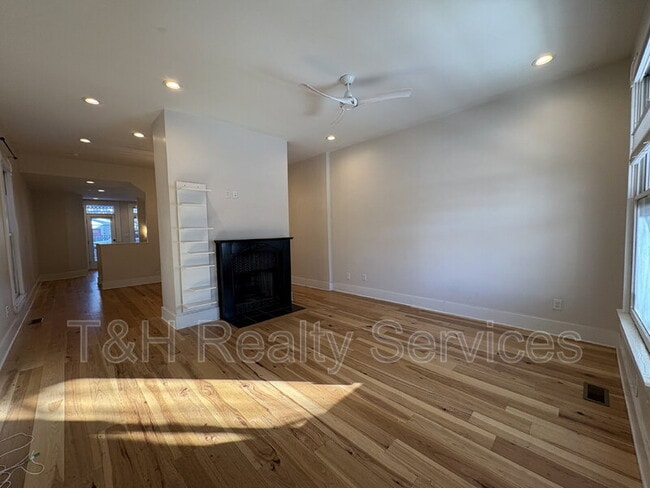 Photo - 427 N College Ave