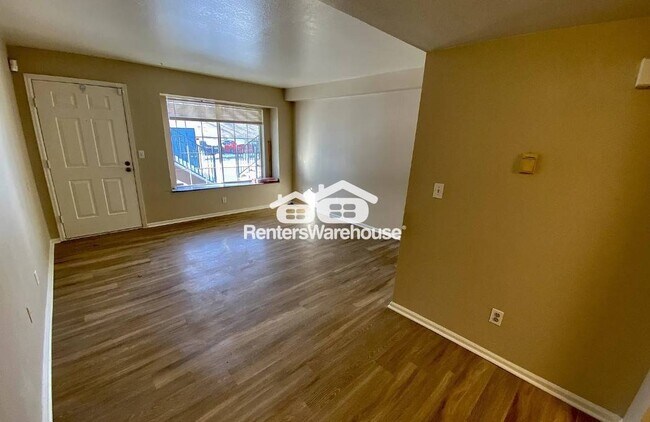 Photo - 1885 S Quebec Way