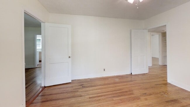 Photo - Lakeview Drive Cottage