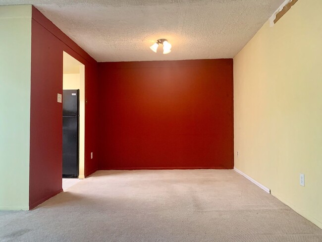 Photo - Amazing 1-Bedroom Condo at Bentley Square Condos! Available Late June! Unit 105