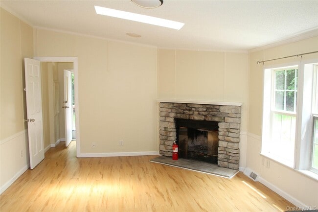 Photo - 68 Shinhollow Rd