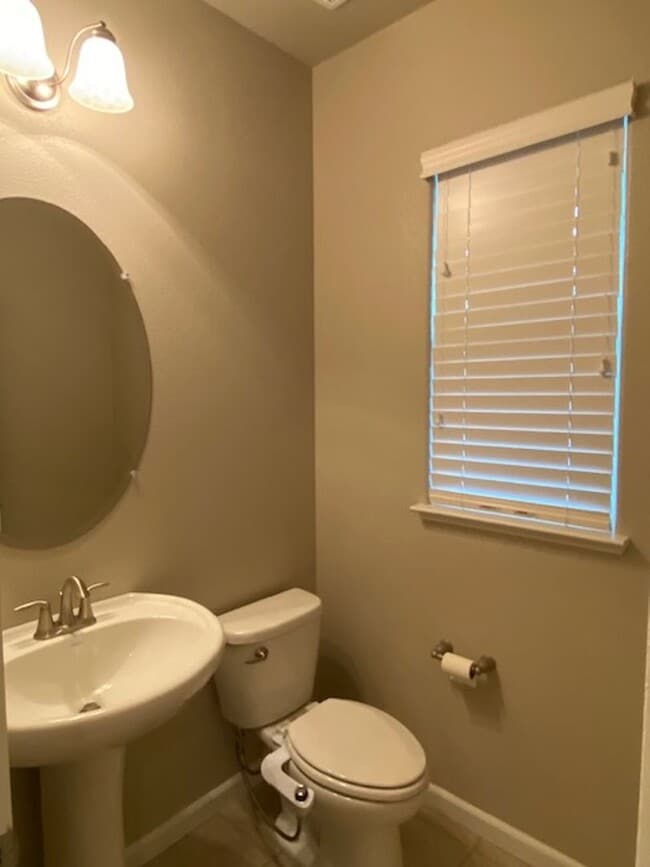 Photo - Immaculate Rocklin home- Available 4/15