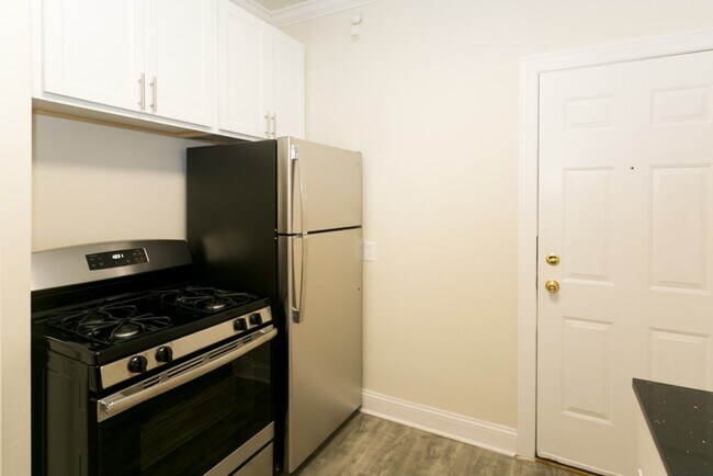 Photo - 1132 Maple Ave Unit 3