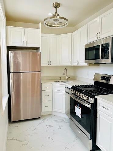 Photo - 566 Palisade Ave