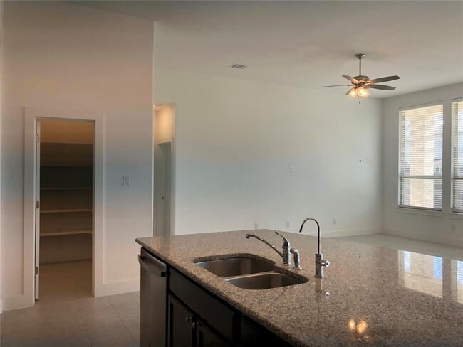 Photo - 6145 Teodoro Bend