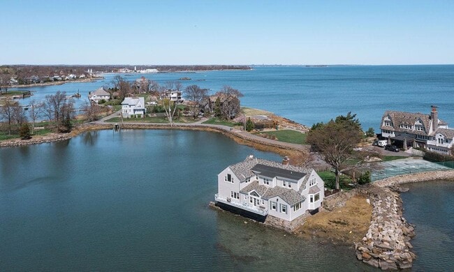 Photo - 6 Pine Island Rd House