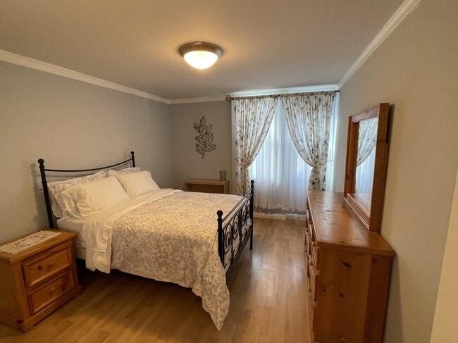 2do dormitorio - 5271 Newcastle Ave