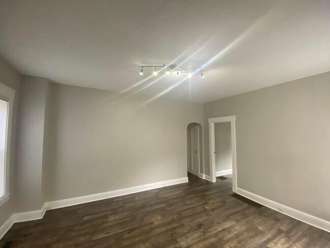 Photo - 400 Grand Ave Unidad #1