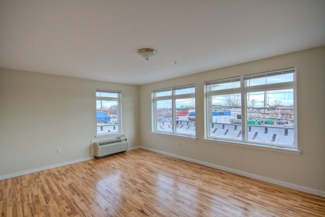 Photo - Voorhees Station I