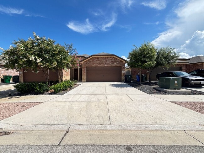 Luxury Duplex in Seguin with 3-bed, 2-bath... - Luxury Duplex in Seguin with 3-bed, 2-bath... Casa Adosada