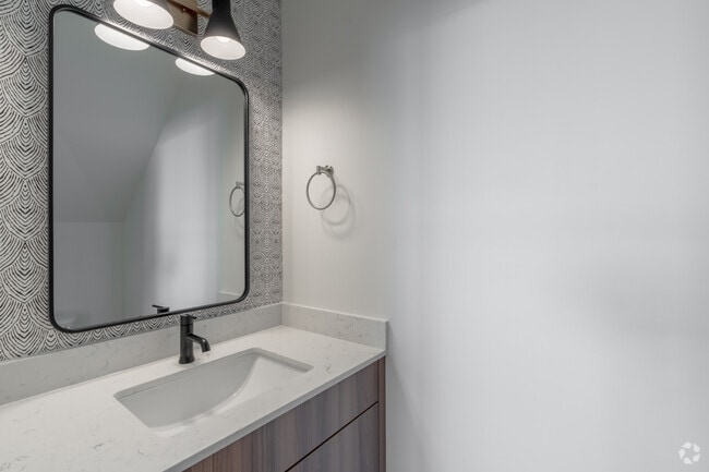 2BR, 2.5 BA - 1016SF - Bathroom