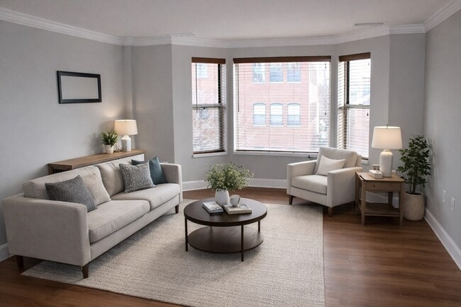 Building Photo - 289 Essex St Unit 307