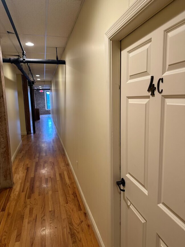 Photo - 16 Thomas St