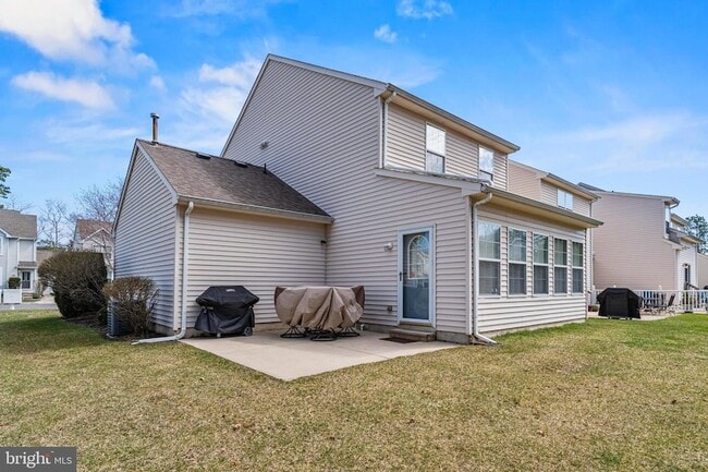 Photo - 32 Pebble Beach Ln