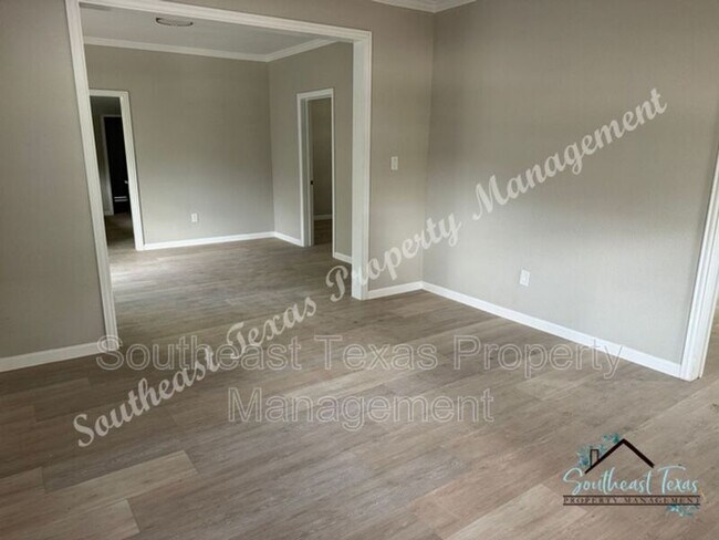 Photo - 614 Euclid St