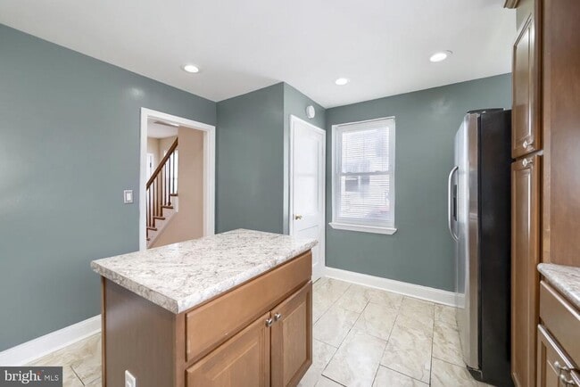 Photo - 6609 Fairdel Ave