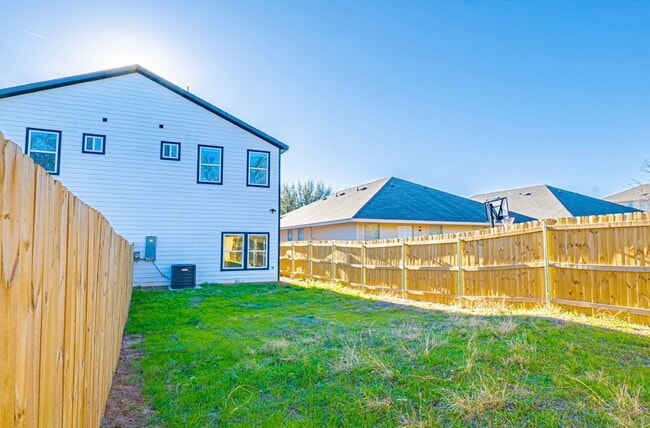 Photo - 13705 Biggs St