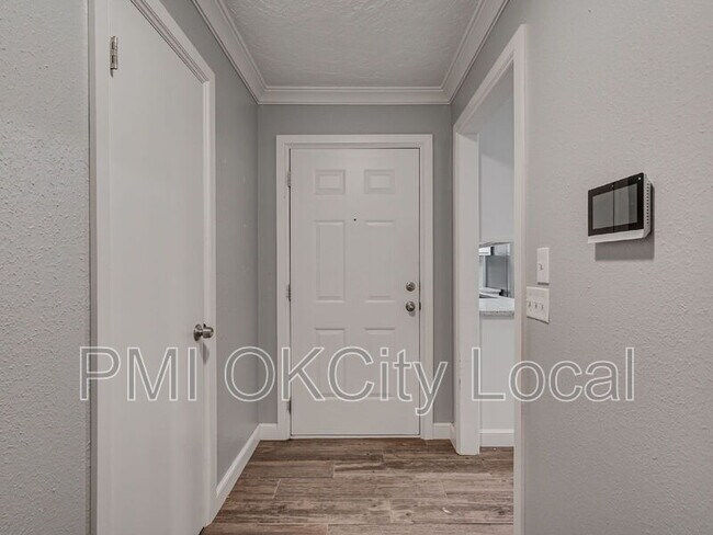 Photo - 4717 NW 57th St