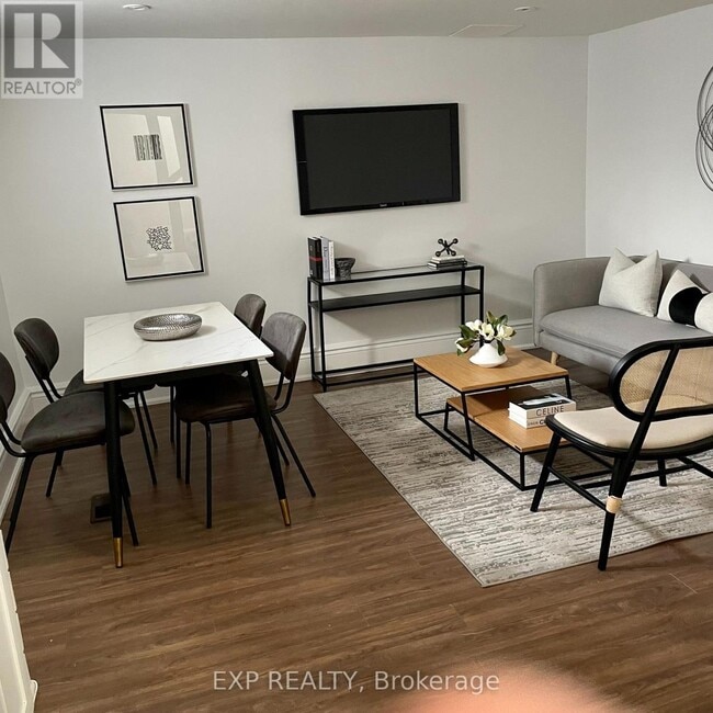 Photo - 525 Old Weston Rd