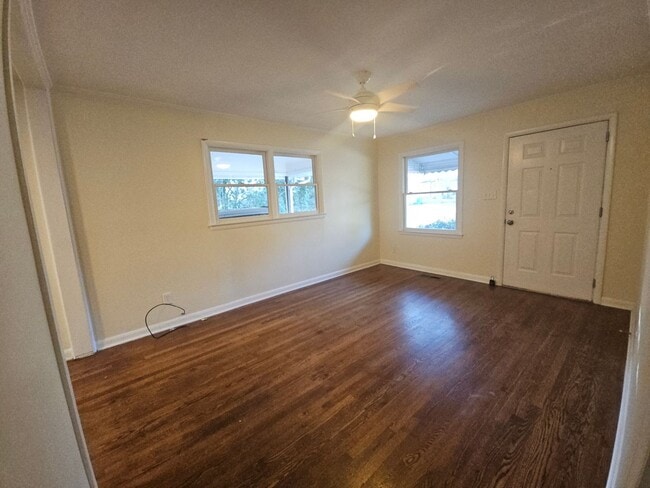 Photo - Mid Century For Lease/Walk to Downtown Smyrna