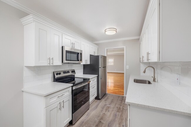 Building Photo - Maple Crest Apartments at Port Jefferson