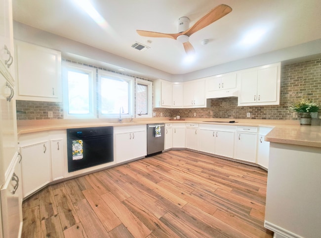 Photo - 112 Farm to Market 1042