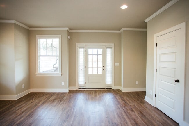 139 E Cloverhurst Ave Unit 1