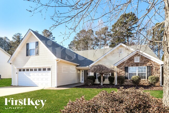 Photo - 1099 Harbins Pass Dr