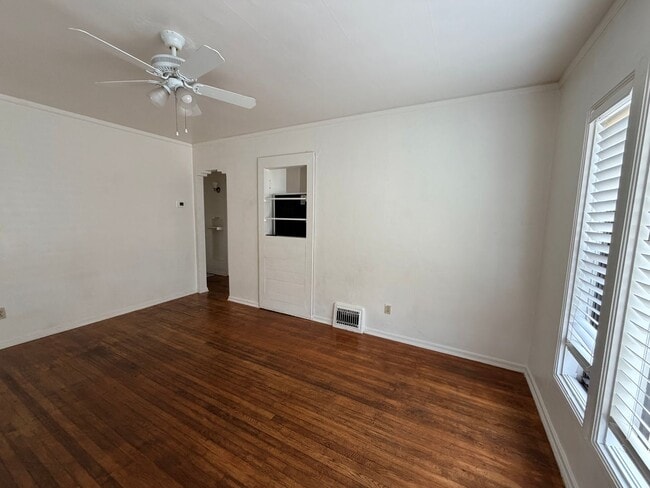 Photo - Fif747 Unit Fif747-749