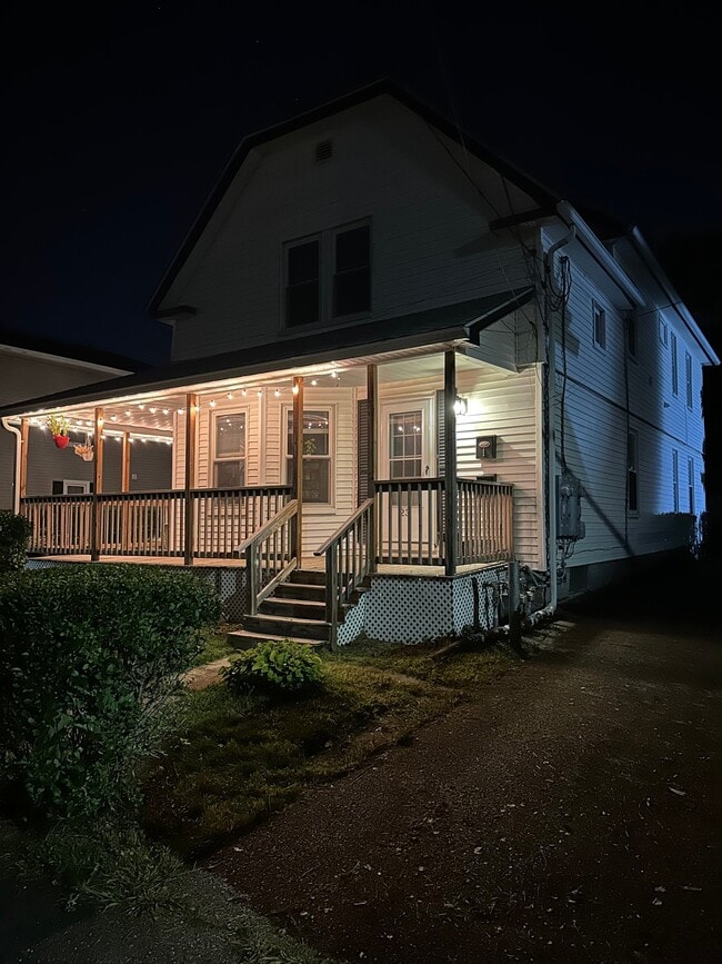 Photo - 23 Airlie St Unit 1