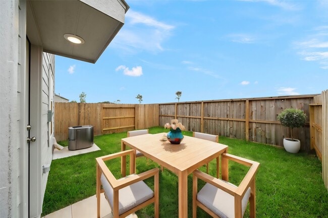 Building Photo - 18639 San Salvo Dr