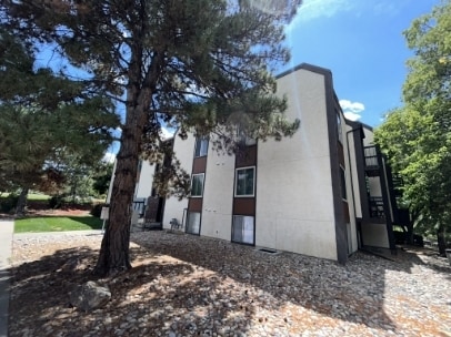 Building Photo - 3156 Lakeside Dr Rental