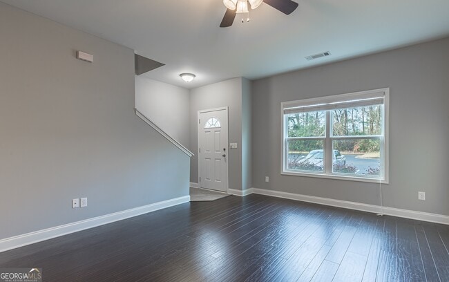 Photo - 1280 Binghampton Cir