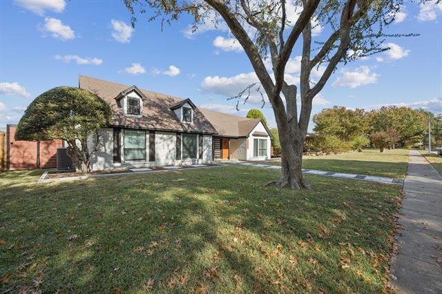 Photo - 2833 Meadowbrook Dr